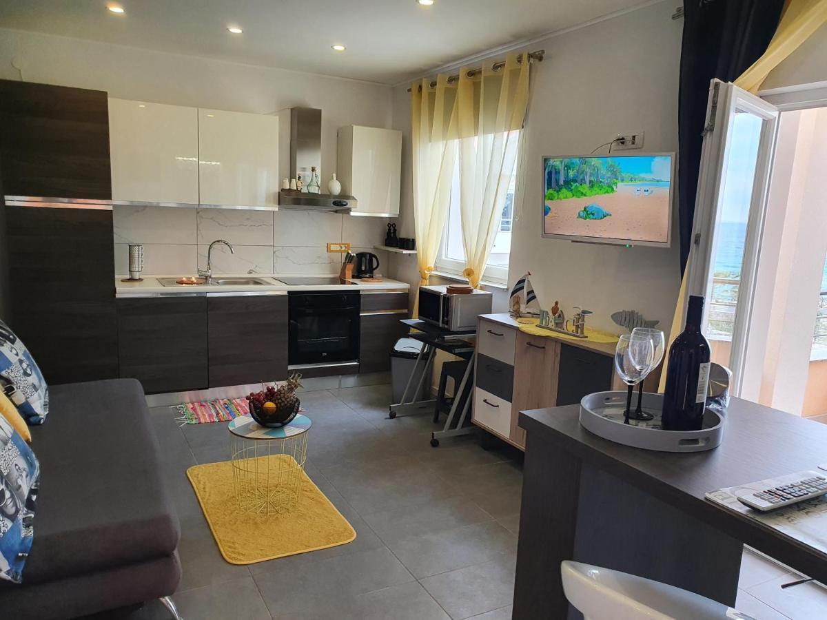 Apartment Pikulo Novalja Luaran gambar