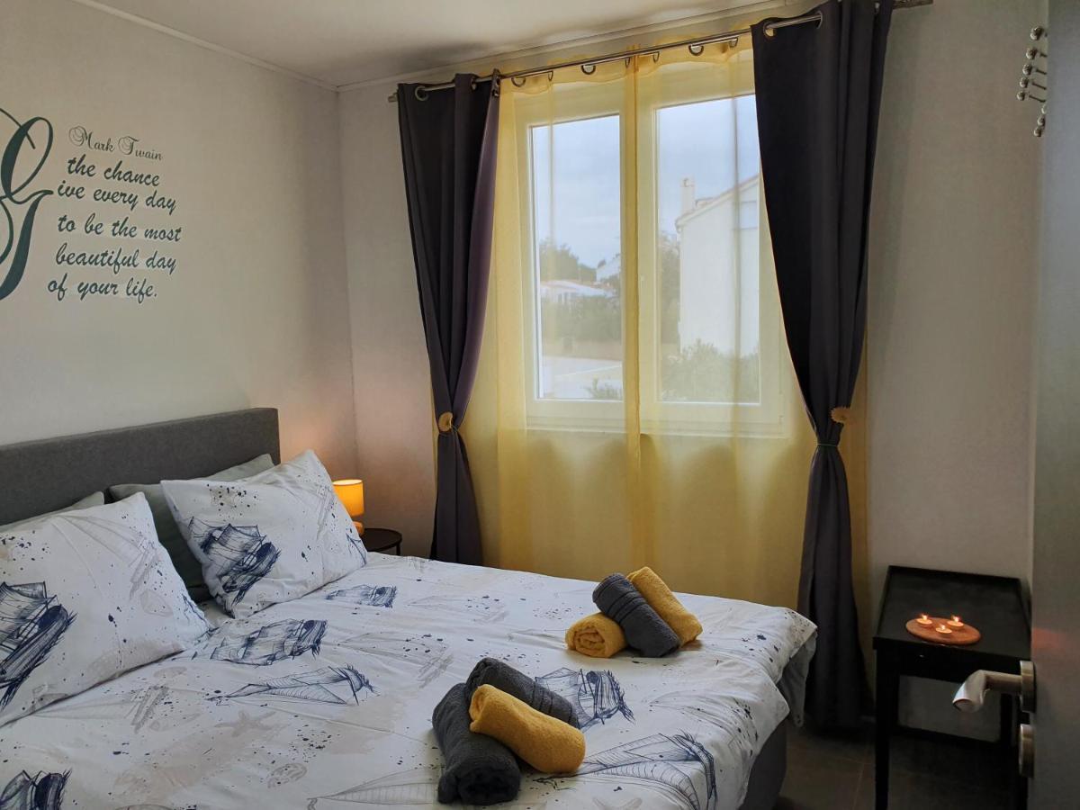 Apartment Pikulo Novalja Luaran gambar