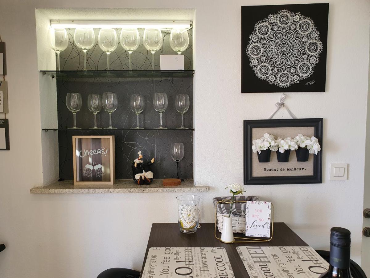 Apartment Pikulo Novalja Luaran gambar